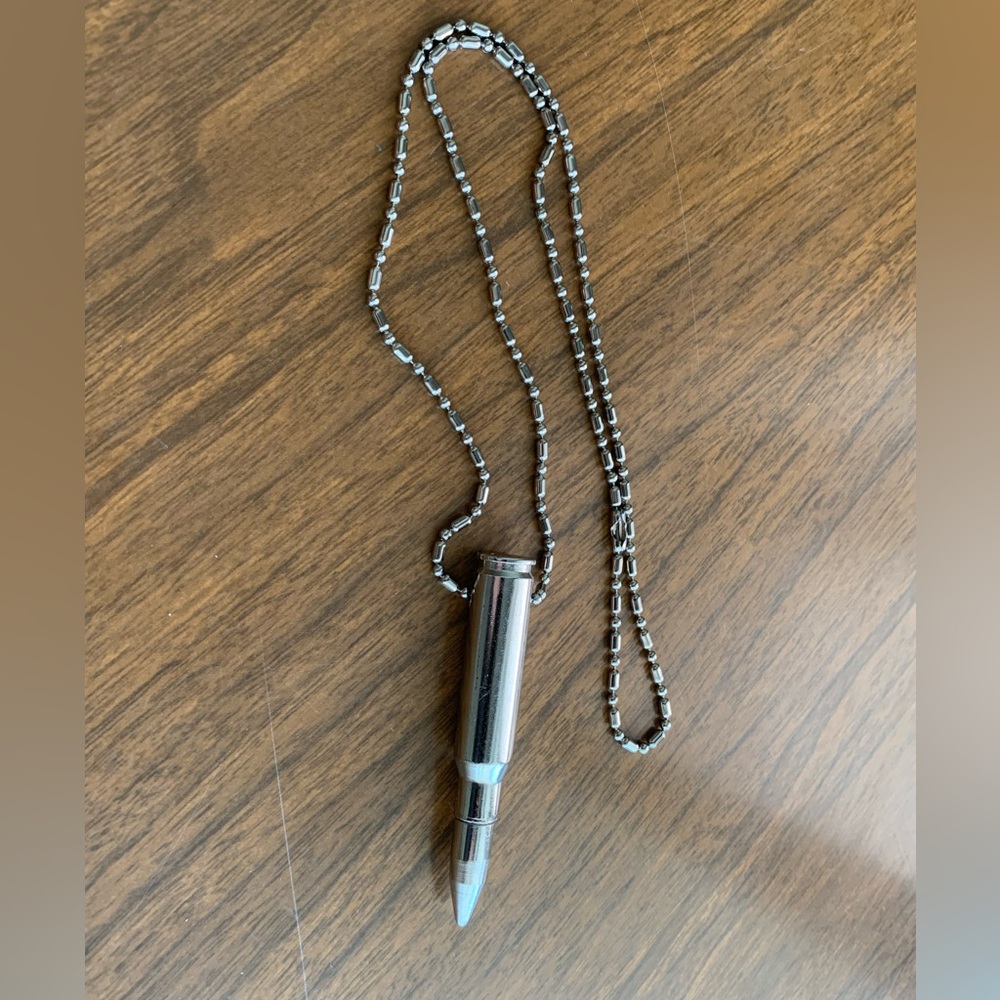 New vintage silver bullet necklace - Picture 8 of 10